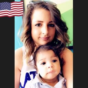 Meet your Posher, Leah